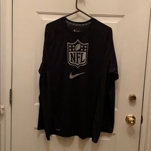 Black Men’s XL Nike NFL Long Sleeve Shirt